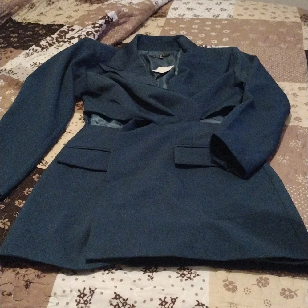 Fore Dress - Picture 6 of 9